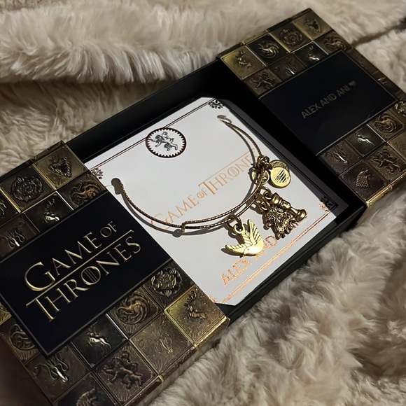 Alex and Ani Game of Thrones bracelet Lannestar - Picture 2 of 6